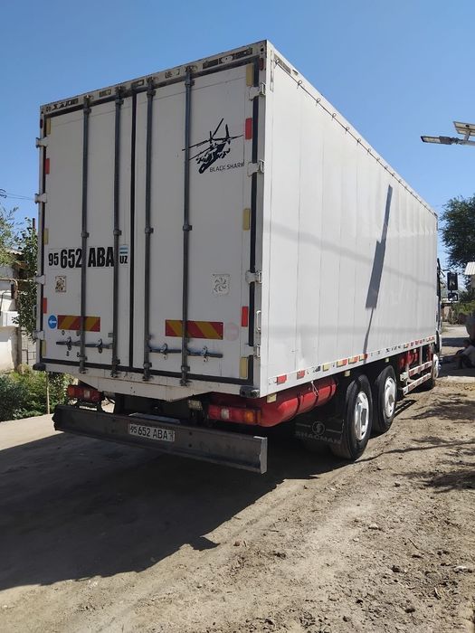 Shacman L3000 Метан