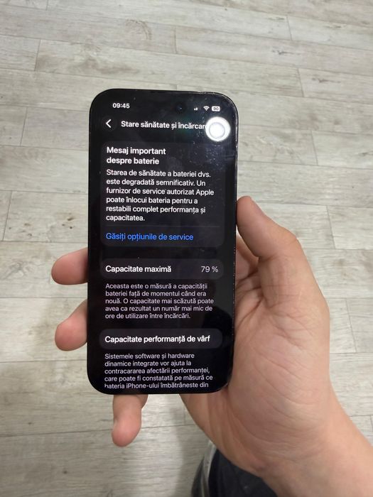 Iphone 14 pro cu 2 huse si 4 folii