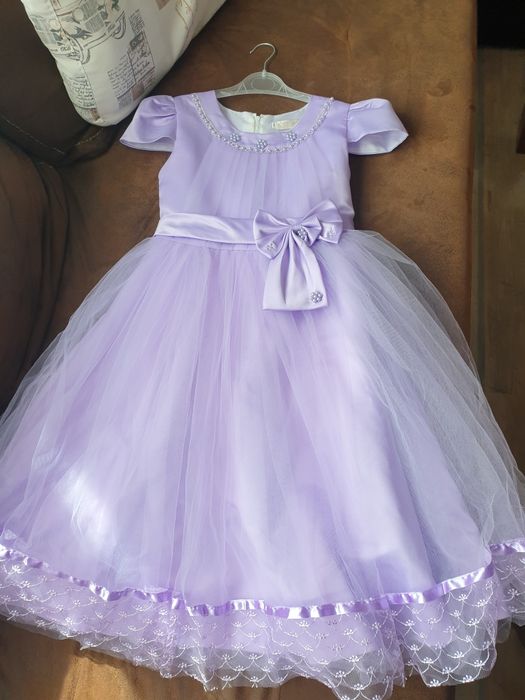 Официална рокля за