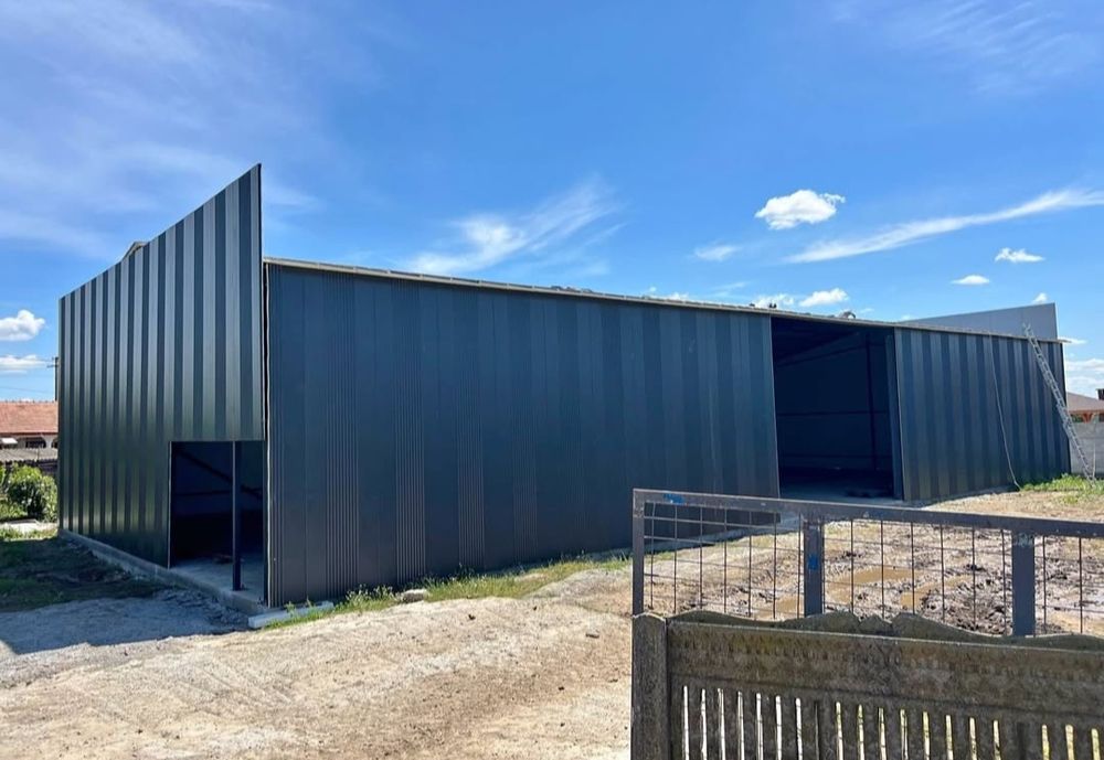 Vand Hale metalice complete pentru:
- Service Auto 
- Spalatorie Auto