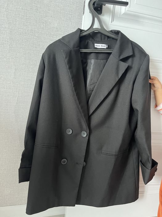 Пиджак сатылады