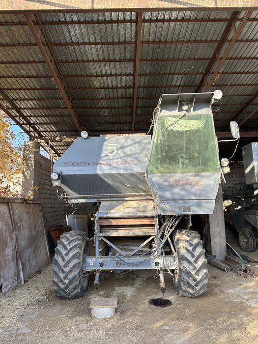 Комбайн Нива Эффект