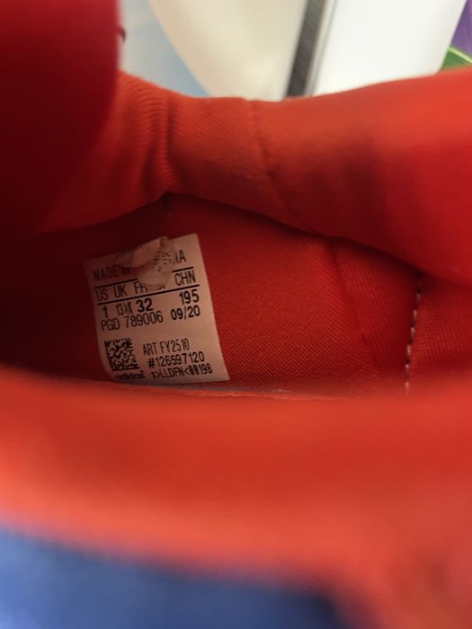 Маратонки  Adidas nomer 31,32