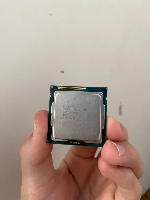Материнская плата в сборке с i3 6gb ddr3
