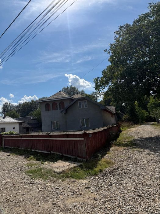 Casa+teren de vanzare
