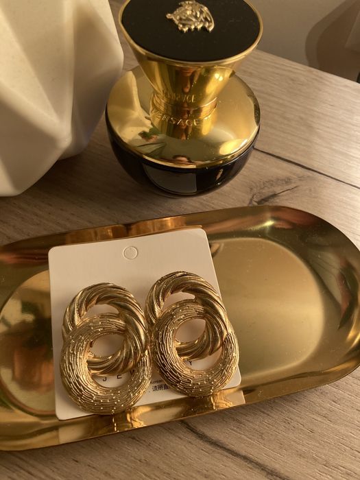 Дамски обеци