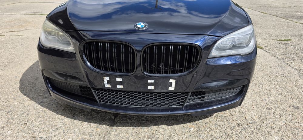 Dezmembrez BMW Seria 7 F01 F02  E65 E66 730d 740d 245cp 258cp