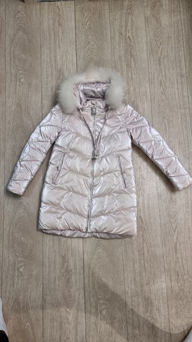 Продам Зимний пуховик.