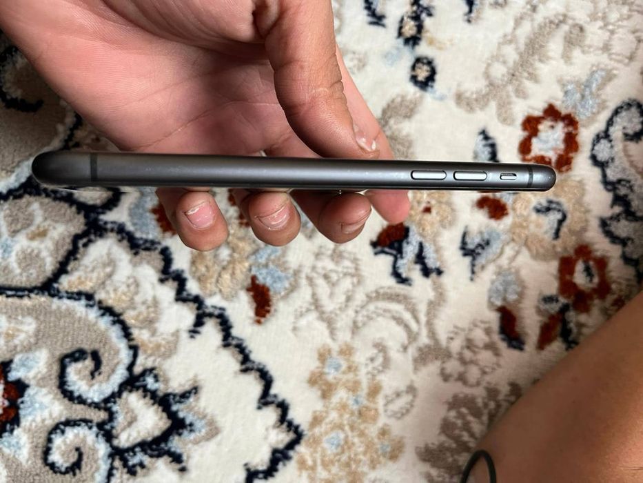 iPhone 11 Продается