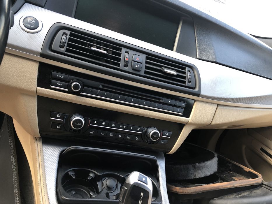 Bmw f10 535d 299hp M-pack НА ЧАСТИ (бмв 5 ф10 535д 299 коня м-пакет )