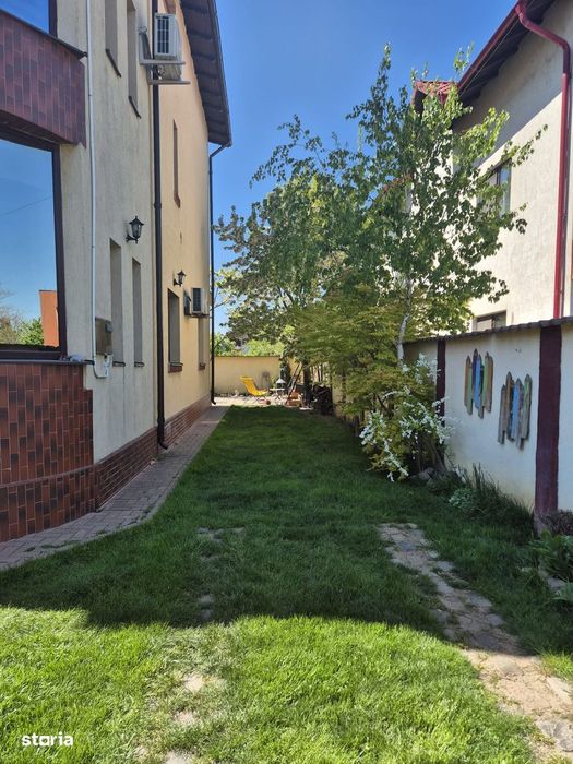 Casă cu 5 camere, 2 etaje, Pantelimon
