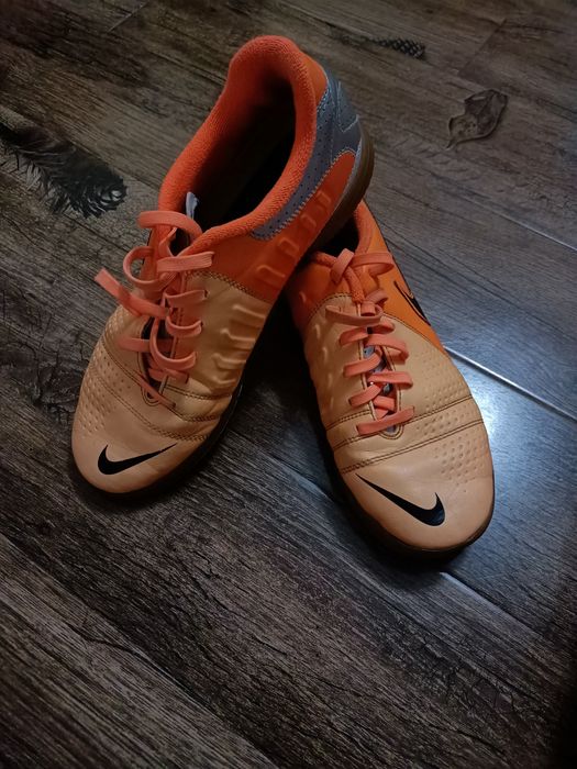 Vând Încălțăminte Nike