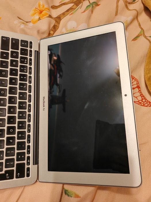 Macbook air i5 dual core