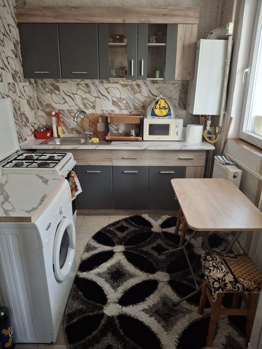 Vând apartament cu o camera