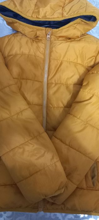 Продам куртку для мальчика