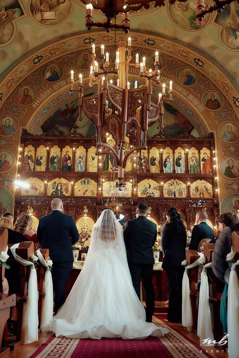 Vând Rochie de Mireasă