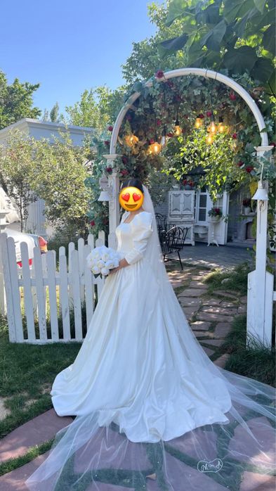 Свадебное платье