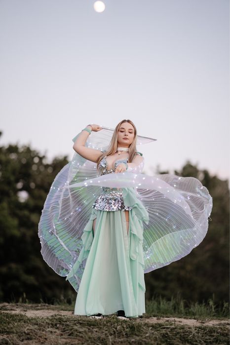 Dansatoare Belly dance + dans țigănesc+ dans grecesc