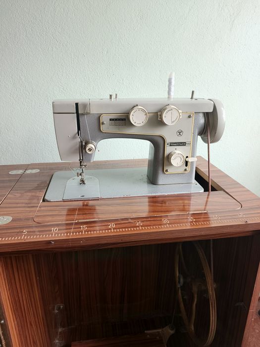 Oyoqmoshin  Podolskiy 142