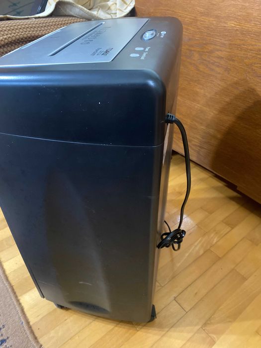 Distrugator de documente Dahle PaperSAFE 22114