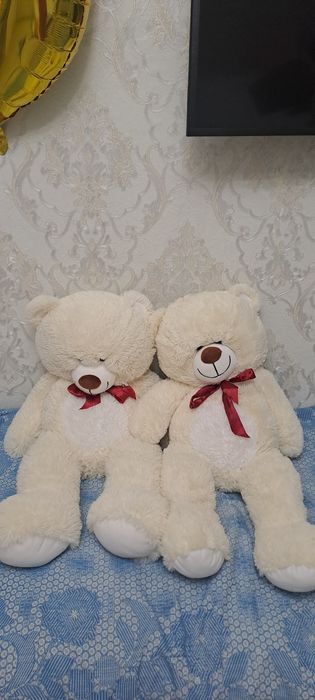 Мишка молочного цвета