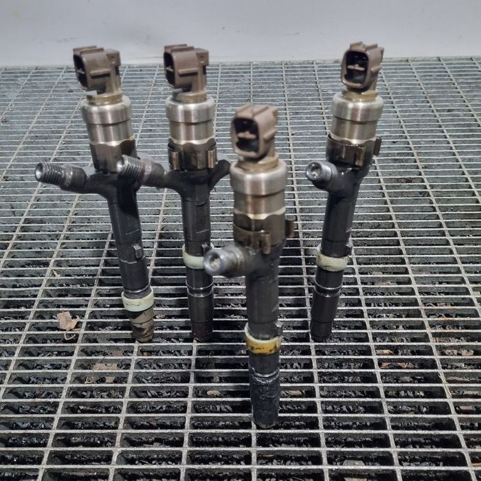 Injector Toyota RAV 4 II 2.0 D 2002 - 2006 116CP 1CD - FTV Euro4 (1428) Diesel 2367027030