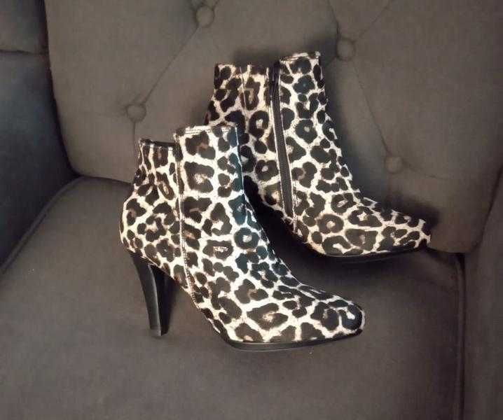 Botine Esmara masura 39