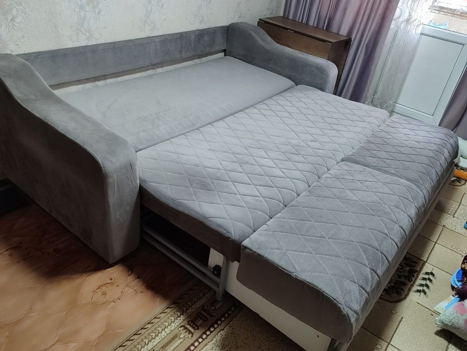 Продам диван в хорошем состоянии