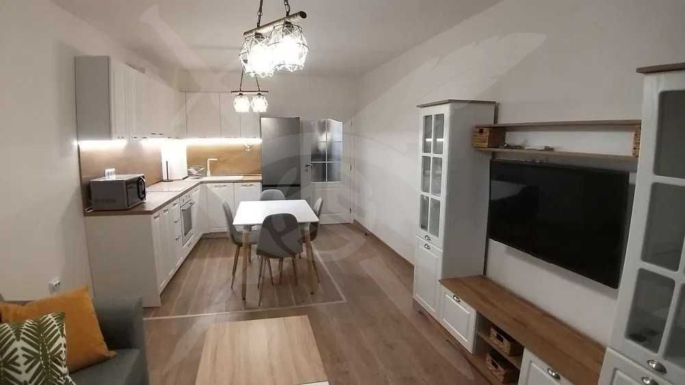 Дава се под наем Двустаен апартамент в Варна, Автогара - 69 кв.м за 500 € - Снимка #2