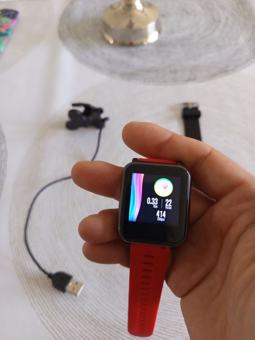 Смарт часовници с ново зарядно