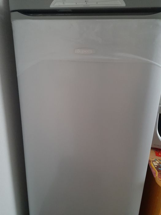 Продается морозильная камера