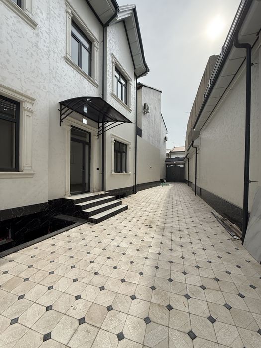 Срочно продаётся 2,5-сотих 5-комн участка в Сергели Ханабад