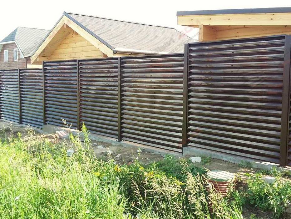 Забор жалюзи металлический