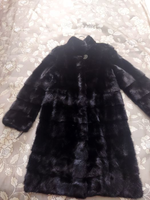 Продам Норковую шубу