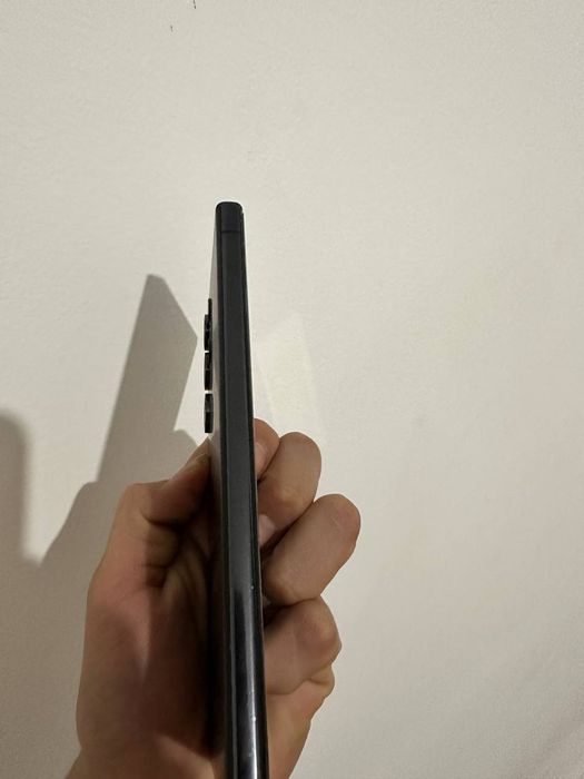 Samsung S23 ultra 12/256  550$