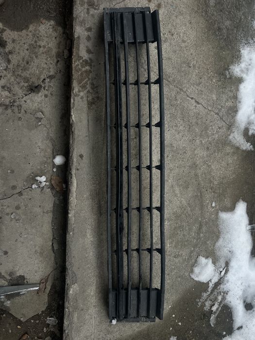 Нижняя решетка от Volkswagen polo 2015 рестайлинг