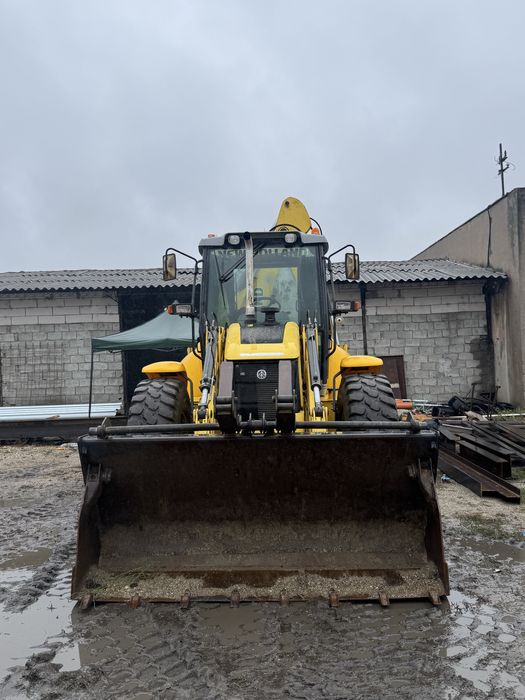 Buldoexcavator de închiriat