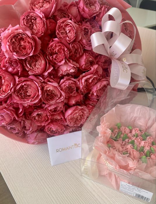 Пионовидные розы