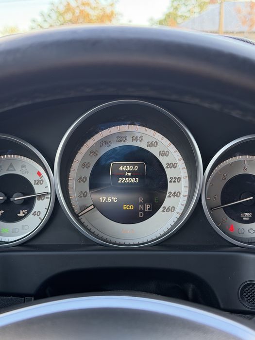 Mercedes E350 D 9G tronic