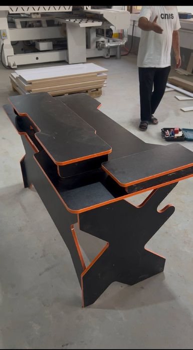 Game stol kompyuterniy stol