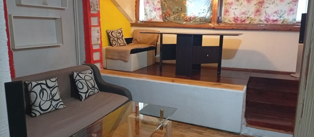 НАЕМ 800 евро. КАПАРО 400 евро.Бояна  2 стаен апартамент под наем