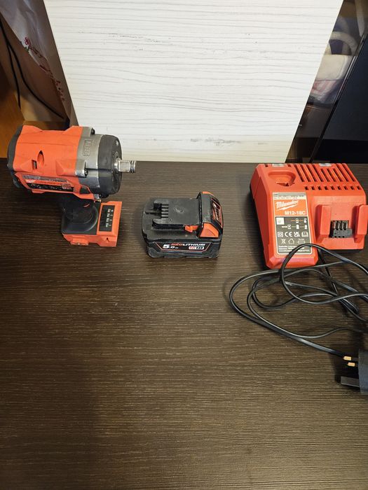Milwaukee M 18 FIW2F 12, pistol cu impact