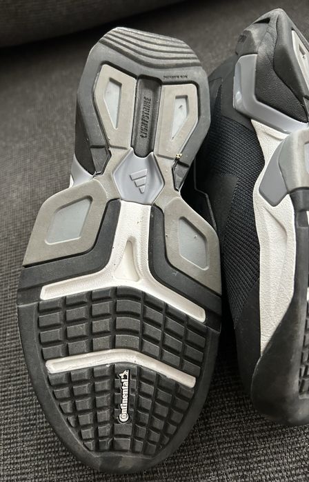 Маратонки Адидас - нови