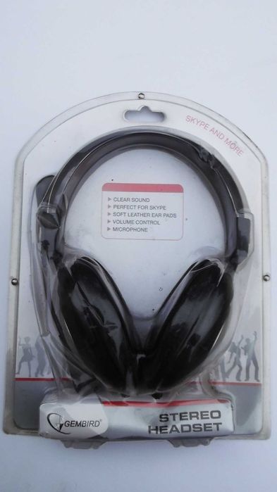 Casti cu fir stereo GEMBIRD cu microfon, nou, sigilat