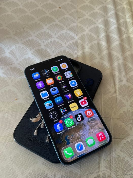 iPhone 13 256гб 90% акб