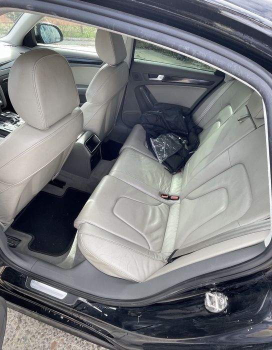 Vând Audi a4 b8 ( s-line)