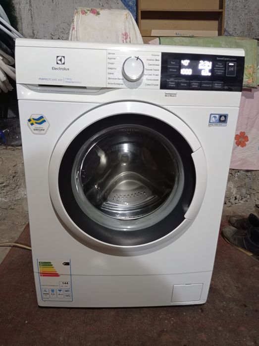 Стиральная машина Electrolux 6 кг