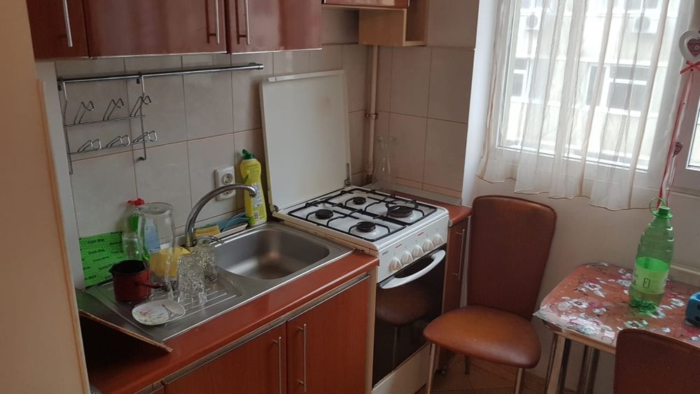 Apartament de închiriat 3 camere