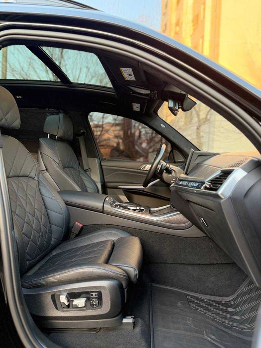 Sotuvda BMW X7 xDrive40i