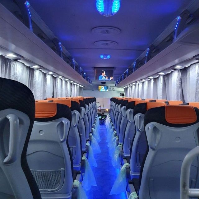 Автобус хизмати Узбекистон буйлаб саёхатла замонавий автобуслар